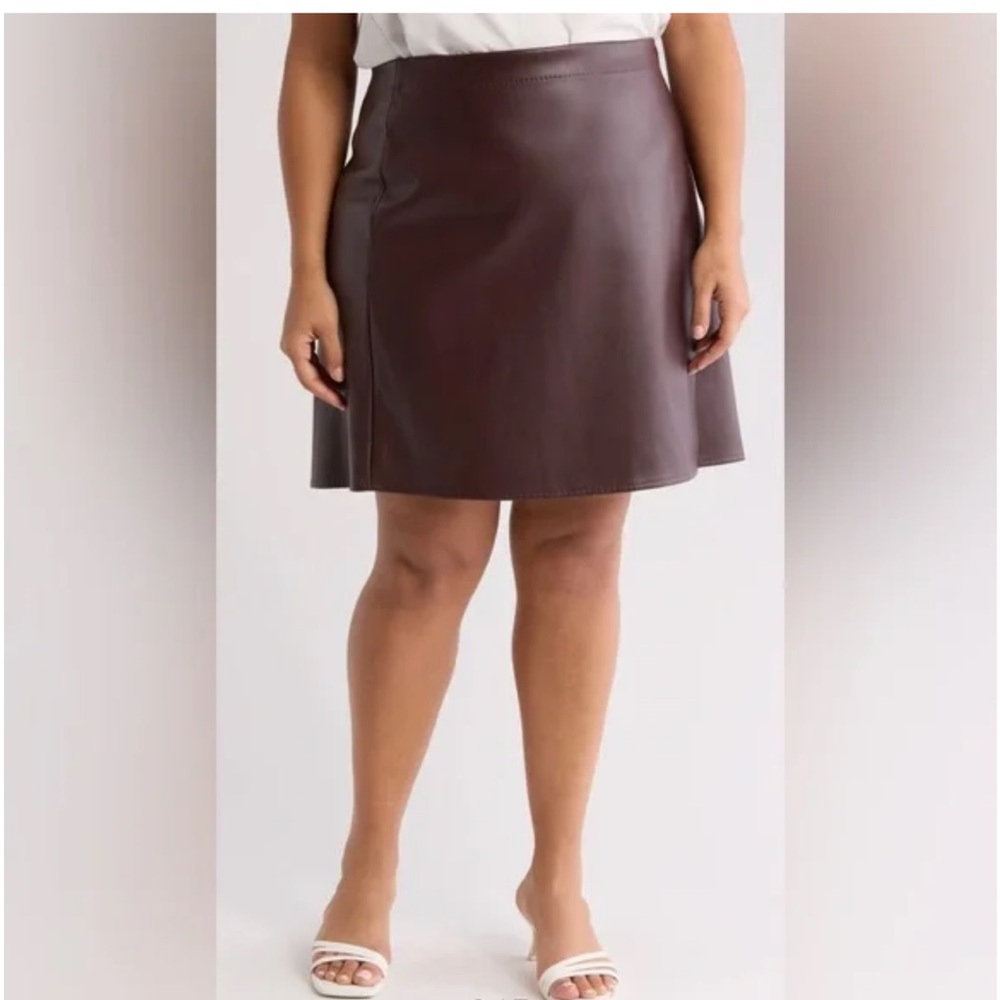🆕 Max Studio Faux leather wrap skirt